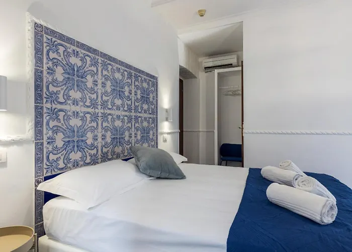 Maison Bleau Hotel 2*